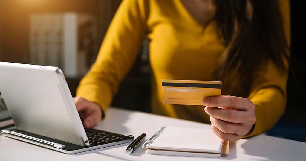 Opening a US credit card as an expat