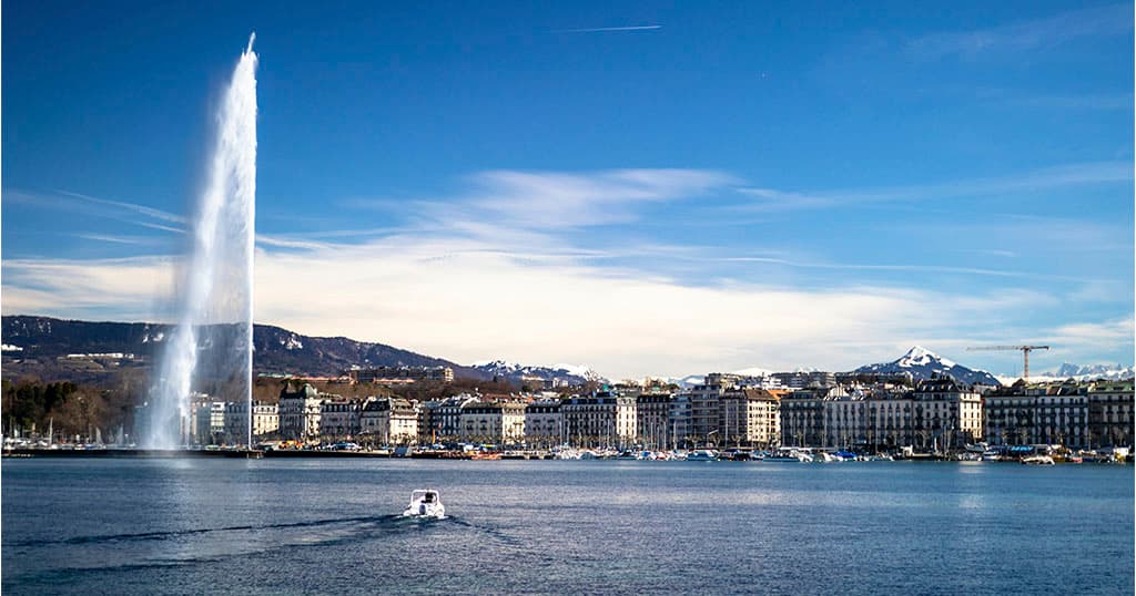 Cheapest ways to fly from the U.S. to Europe on points in coach