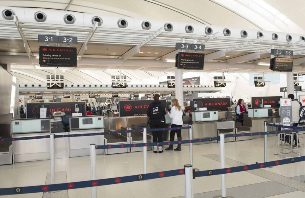 air-canada-priority-check-in-yyz-scaled